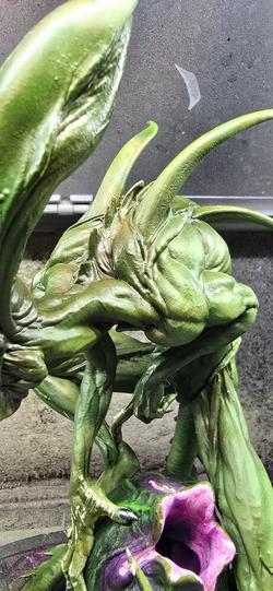 Vue supplémentaire 6 de Alien Mante Religieuse